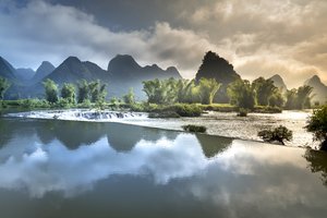 神棍下山记感情线